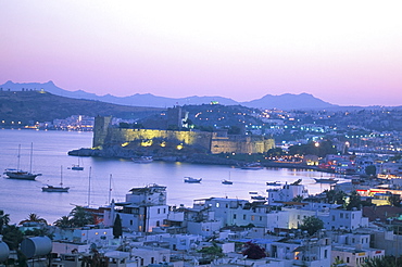 Castle of St. Peter built by the Knights of St. John, and harbour at sunset, Bodrum, Anatolia, Turkey, Asia Minor, Asia