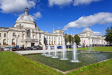 City Hall, The National Museum Of Wales, Cardiff Civic Centre, Wales, United Kingdom, Europe 