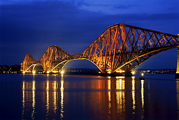 Forth railway bridge at night, Queensferry, Edinburgh, Lothian, Scotland, United Kingdom, Europe