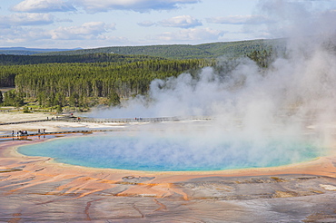 Grand Prismatic Spring, Midway Geyser Basin, Yellowstone National Park, UNESCO World Heritage Site, Wyoming, United States of America, North America