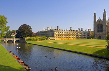 Clare College and Kings College chapel, Cambridge, Cambridgeshire, England, United Kingdom, Europe