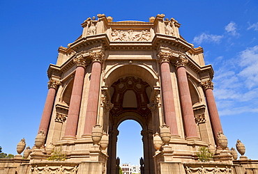 Palace of Fine Arts, built by Bernard Maybeck as a ruin in 1915 for the Expo, San Francisco, California, United States of America, North America