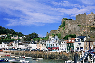 Mount Orgueil Castle and harbour, Gorey, Grouville, Jersey, Channel Islands, United Kingdom, Europe