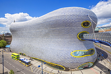 Selfridges department store with buses outside, Birmingham Bull Ring, Birmingham, West Midlands, England, United Kingdom, Europe