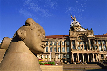 Guardian Statue and Council House, Victoria Square, Birmingham, England, United Kingdom, Europe