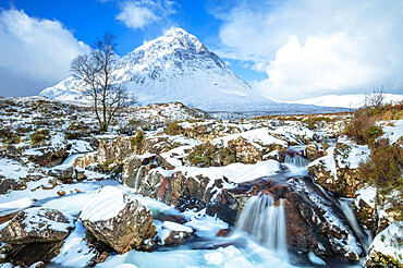 Snow covered Buachaille Etive Mor and the River Coupall, Glen Etive, Rannoch Moor, Glencoe, Scottish Highlands, Scotland, United Kingdom, Europe