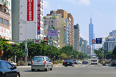 City street scene, Taipei, Taiwan, Republic of China, Asia