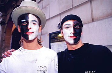 Mime artists, Prague