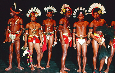 Sepik tribesmen, Papua New Guinea, Pacific Islands