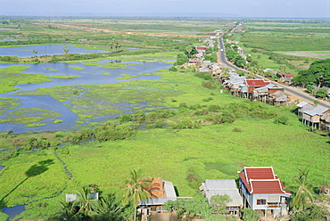 Village of Chong Kneas, Tonle Sap Lake, Siem Reap, Cambodia, Indochina, Asia