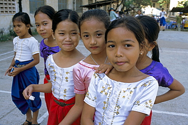 Portrait of a group of girls, Phnom Penh, Cambodia, Indochina, Southeast Asia, Asia