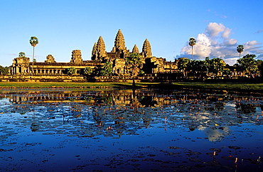 Angkor Wat temple, Angkor, Cambodia, Asia