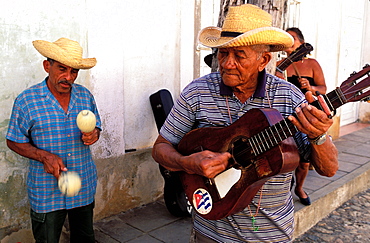 Guitar player, street musicians, UNESCO World Heritage site, Trinidad, Region of Sancti Spiritus, Cuba, Central America