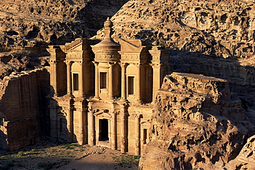 El Deir (Ed Deir) (Monastery), Nabatean archaeological site, Petra, UNESCO World Heritage Site, Jordan, Middle East