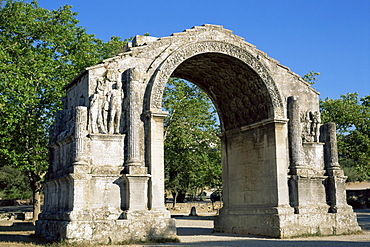 Roman arch, St. Remy de Provence, Vaucluse, Provence, France, Europe