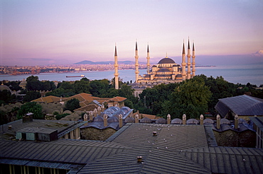 The Blue Mosque (Sultan Ahmet Mosque), UNESCO World Heritage Site, Istanbul, Marmara province, Turkey, Europe