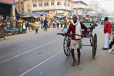 Rickshaw on the street, Kolkata, West Bengal, India, Asia