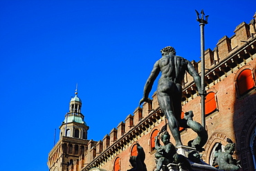 Fontana del Nettuno, Piazza Maggiore, Bologna, Emilia-Romagna, Italy, Europe 