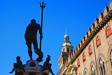 Fontana del Nettuno, Piazza Maggiore, Bologna, Emilia-Romagna, Italy, Europe 