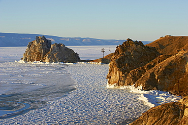 Shaman rock, Maloe More (Little Sea), frozen lake during winter, Olkhon island, Lake Baikal, UNESCO World Heritage Site, Irkutsk Oblast, Siberia, Russia, Eurasia 