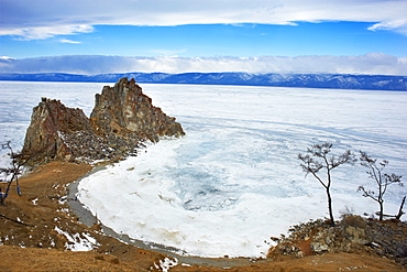 Shaman rock, Maloe More (Little Sea), frozen lake during winter, Olkhon island, Lake Baikal, UNESCO World Heritage Site, Irkutsk Oblast, Siberia, Russia, Eurasia 