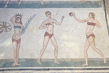 Mosaic of girls in bikinis, Villa Romana del Casale, Piazza Armerina, UNESCO World Heritage Site, Sicily, Italy, Europe 