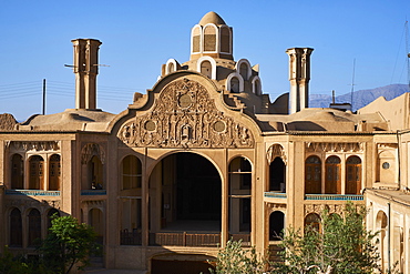 Le Khan-e-Borujerdi, house of a rich merchant with windtowers, Kashan City, Isfahan Province, Iran, Middle East