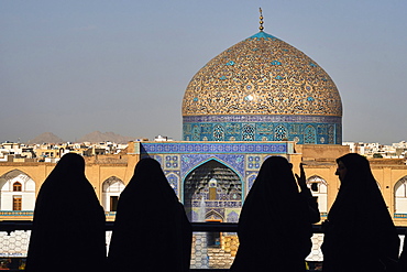 Sheikh Lotfollah Mosque, UNESCO World Heritage Site, Imam Square, Isfahan, Iran, Middle East