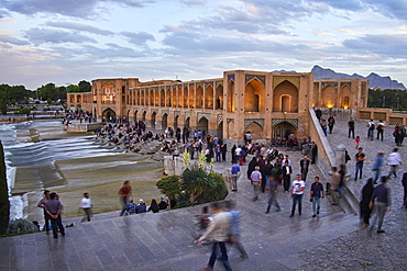 Khaju bridge on the River Zayandeh, Isfahan, Iran, Middle East