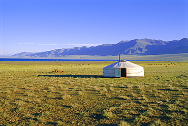 Nomad camp, Uureg Nuur Lake, Uvs, Mongolia