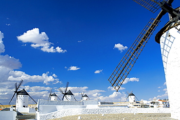 Old traditional windmills, Campo de Criptana, Castilla La Mancha (New Castile), Spain, Europe