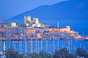 Bodrum harbour and St. Peter Castle, Bodrum, Anatolia, Turkey, Asia Minor, Eurasia