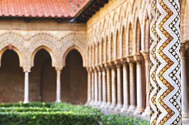 Cloister, Cathedral of Monreale, Monreale, Palermo, Sicily, Italy, Europe