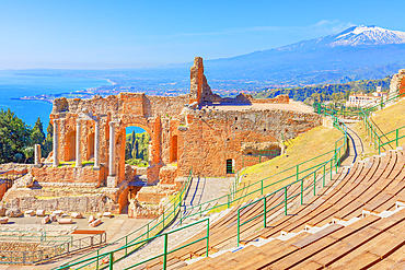 The Greek Theatre, Taormina, Sicily, Italy, Mediterranean, Europe