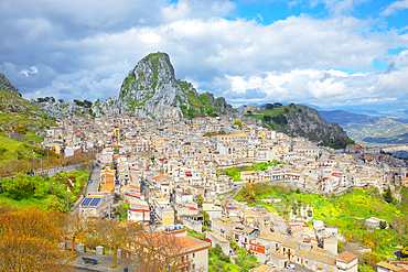 Mountain village of Caltabellotta, high angle view, Caltabellotta, Agrigento district, Sicily, Italy