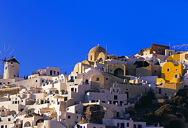 Village of Oia, Santorini (Thira), Cyclades islands, Greece, Mediterranean, Europe