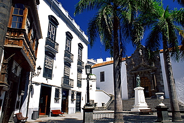 San Salvador church and typical old buildings, Santa Cruz de la Palma, La Palma, Canary Islands, Spain, Europe