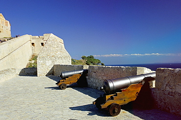 Cannons on Ibiza old centre (Alta Vila) (Dalt Vila) (Upper Town), Ibiza Town, Ibiza, Balearic Islands, Spain, Mediterranean, Europe