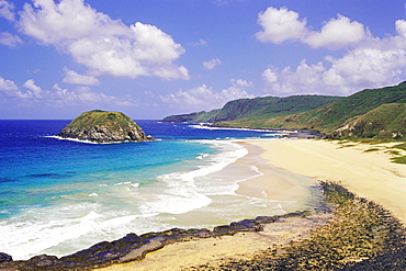 Praia do Leao beach, Parque Nacional de Fernando de Noronha, Fernando de Noronha, Pernambuco, Brazil, South America