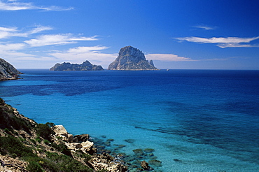 The rocky islet of Es Vedra, near Sant Antoni, Ibiza, Balearic Islands, Spain, Mediterranean, Europe