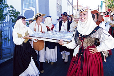 People carrying pieces of Our Lady of Snows altar, during the Descent of Our Lady of Snows fiesta, Santa Cruz de la Palma, La Palma, Canary Islands, Spain, Atlantic, Europe