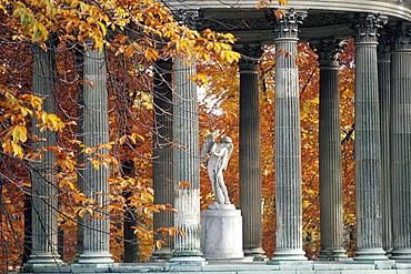 Temple de l'Amour, Petit Trianon, Chateau of Versailles, dating from 17th century, UNESCO World Heritage Site, Yvelines, France, Europe