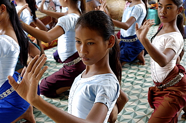 Dance School teaching classical ballet, Association for the Conservation of Arts and Culture, Phnom Penh, Cambodia, Indochina, Southeast Asia, Asia