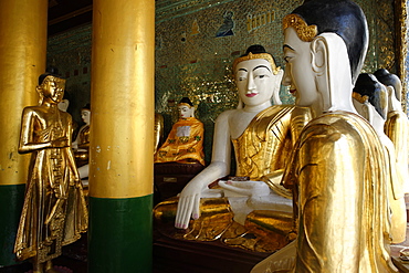 The Shwedagon Pagoda, Yangon (Rangoon), Yangon region, Republic of the Union of Myanmar (Burma), Asia 