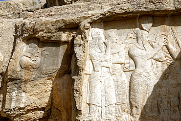 Parade of Shapur I, Naqsh-e Rajab, four Sassanid bas-reliefs of the third century, Region of Persepolis, Iran, Middle East