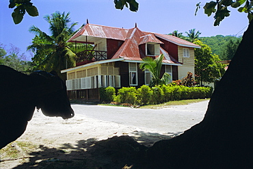 Town, west coast, island of La Digue, Seychelles, Indian Ocean, Africa