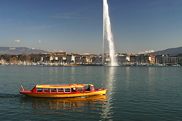 Water taxi, city harbour, water fountain Lake Geneva, Geneva, Switzerland, Europe
