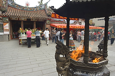 Dihua Street, Xiahai City God Temple, Taipei city, Taiwan, Asia