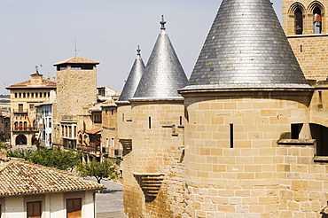 Medieval Old Town, Olite, Navarra, Euskadi, Spain, Europe