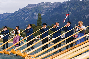 Alphorn players, Unspunnen Bicentenary festival, Interlaken, Jungfrau region, Switzerland, Europe